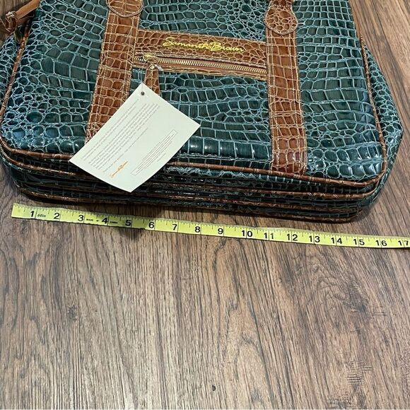 NWT Samantha Brown Croc Embossed Perfect Tote Travel Bag Green and Brown - Picture 8 of 11